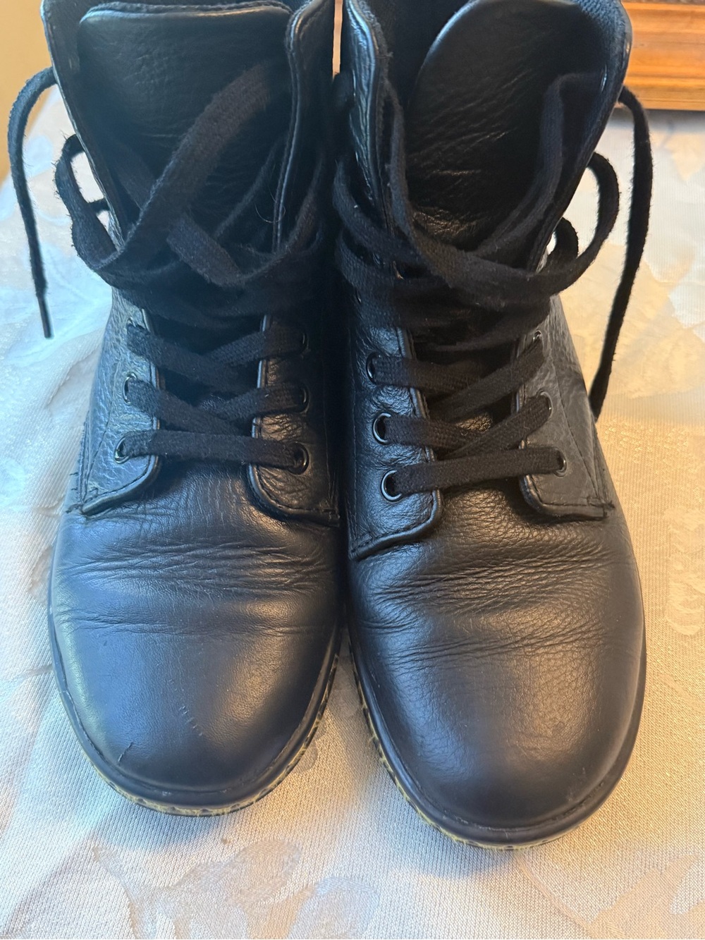 Dr. Martens Leyton Soft Leather High-Top Boots – Women's Size 7